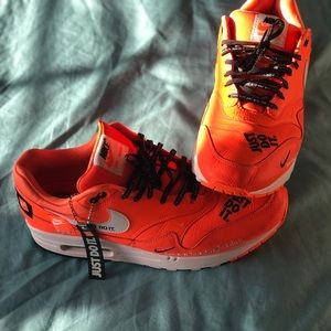 Nike “Just do it” air max’s